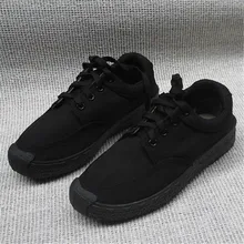 Pure Black Canvas Shoes Fashion Wear resisting Work Men Shoes Breathable Comfortable Zapatos Hombre