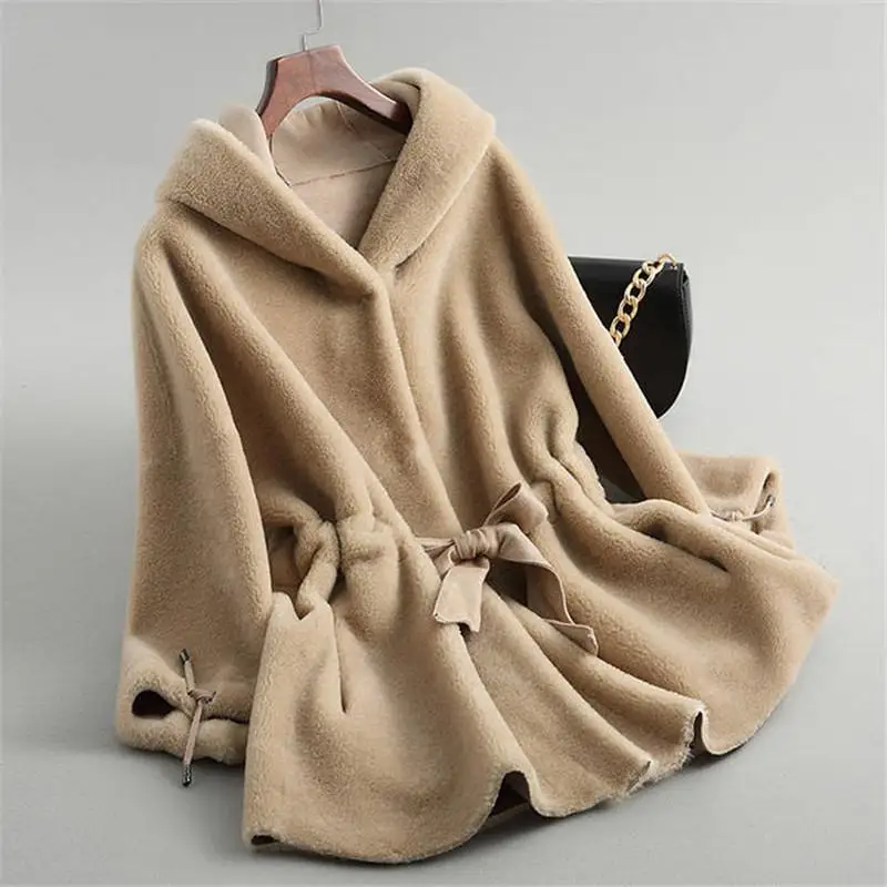 Women Winter Real Fur Overcoat Sheep Shearing Lady Casual Warm Natural Sheep Genuin Lamb Wool Fur Coat Hooded And Belt Coat V269