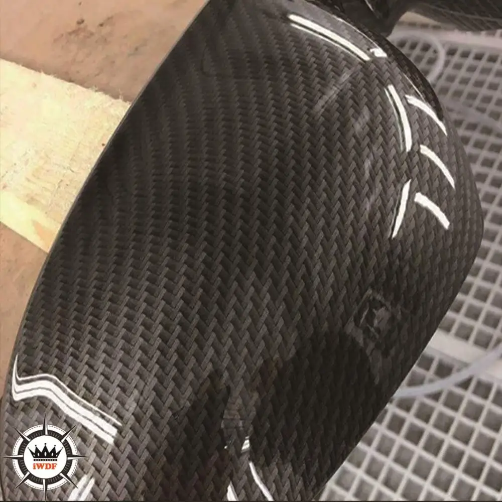 मोटरसाइकिल सामान और भागों