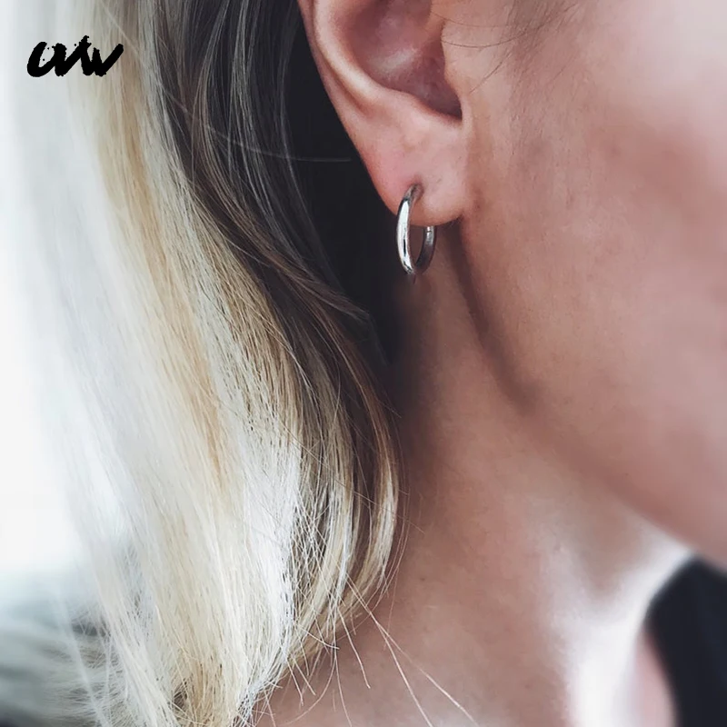 

UVW137 2pc Fashion Hoop Earrings Surgical Steel Round Dangle Piercing Earring Silver Black Gold Female Mujer Moda Accessories