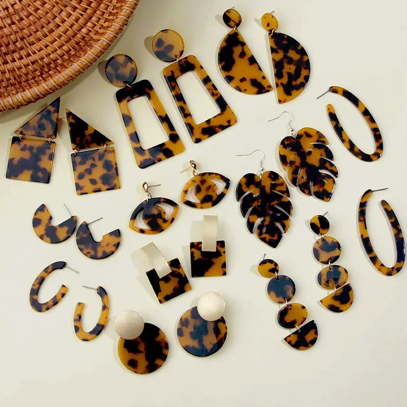 

JJFOUCS Fashion Leopard Acetate Dangle Earrings For Women Geometric Resin Acrylic Print Drop Earrings Party 2019 Female Jewelry