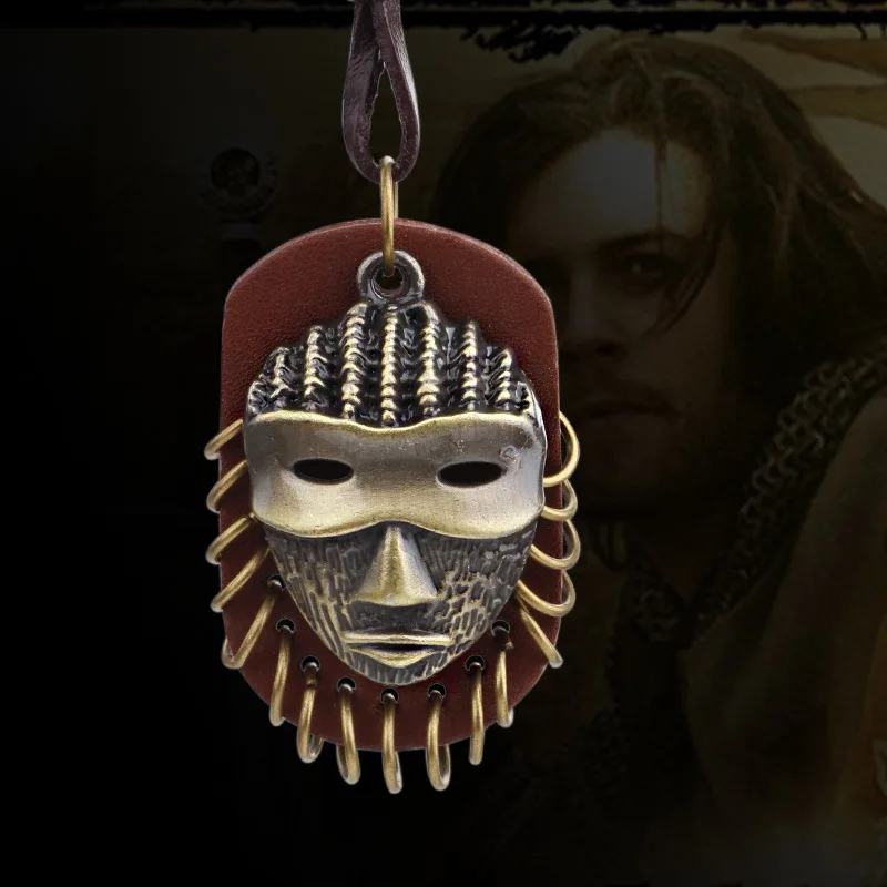 

Wholesale Fashion Mystery Mask Easter Party PARTY Pendant Men and Women Necklace Leather Jewelry Pendants Gifts for Men