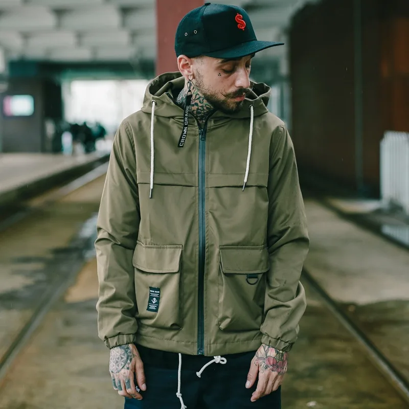 

Autumn Jacket Men Solid Windbreaker Thin Coat Male Jacket Men Slim Outwear Pockets Hooded Safari Streetwear Jacket Zipper Hot