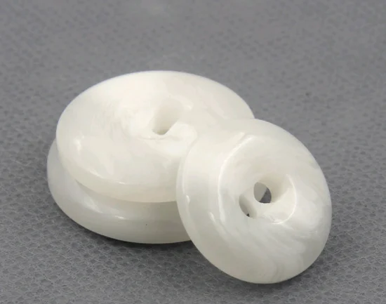 

Free shipping 20pcs/lot Elegant white imitation jade resin buttons texture fashion sweater button 25mm 30mm 34mm