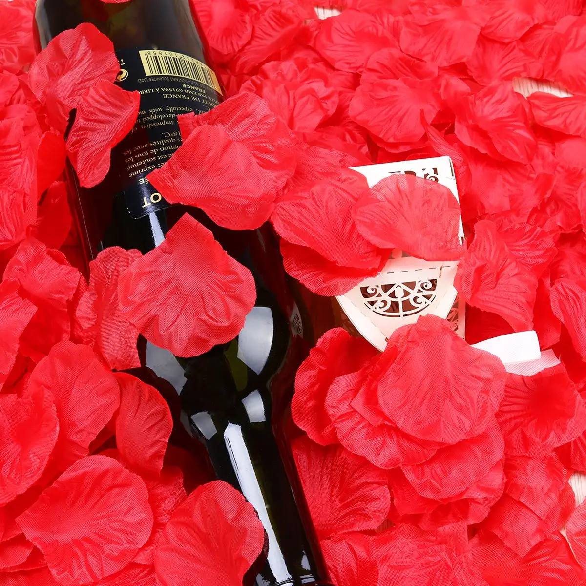500pcs Wedding Rose Petals Lifelike Artificial Silk Red Rose Petals Mariage Romantique Wedding Decor 500pcs Wedding Rose Petals Lifelike Artificial Silk Red Rose Petals Mariage Romantique Wedding Decor