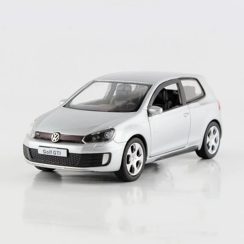 1:43 фольксваген гольф 2 моделька. Vw golf 1/43. моделька гольф. Volkswagen golf gti 1/18. Vw golf 2 1:18.