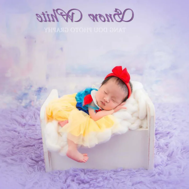 Newborn photography clothing infant full moon 100 days baby clothes photo photo Snow White dress props clothes
