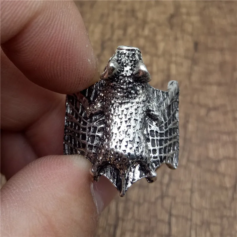 Elfin 2018 New Vintage Adjustable Bat Rings Fashion Cute Bat Jewellery Bradypus Ring For Women Men Anillos Mujer Warcraft