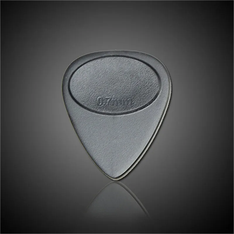20pcs/Lot 0.7mm Projecting Nylon Acoustic Electric Guitar Picks Pick