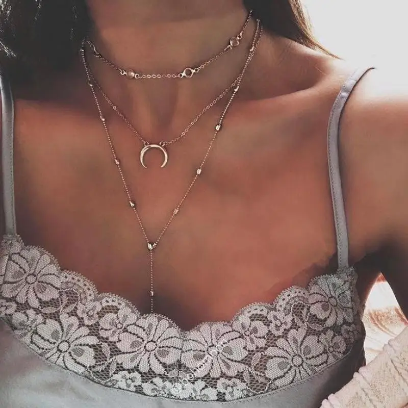 cadeaux femme boho Collier lune dor/é pendentif lune collier corne dor/é bijoux cr/éateur bijoux femme ras de cou lune ras de cou corne boh/ème pendentif corne bijoux cadeaux bijoux handmade