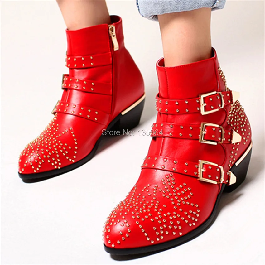 2017 Fashion New Style Rivets Autumn Winter Women Boots Pointed Toe Women Shoes Flats Side Zipper Women Short Ankle Boots