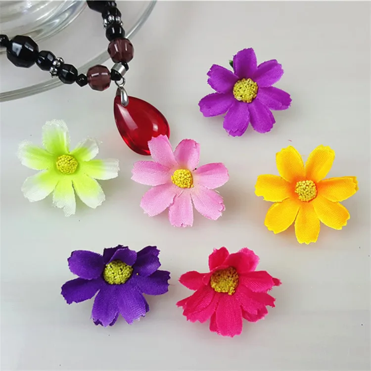 200pcs 3cm Mini Artificial Chrysanthemum Silk Gerbera Daisy Flower