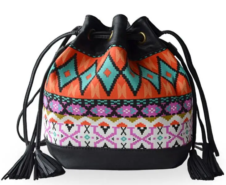 Vintage Women Drawstring Bucket Bag Canvas Painting Handbag Fringe