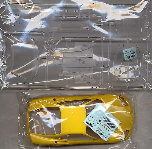 1/24 Felari 360 Supercar(желтая версия) 24299
