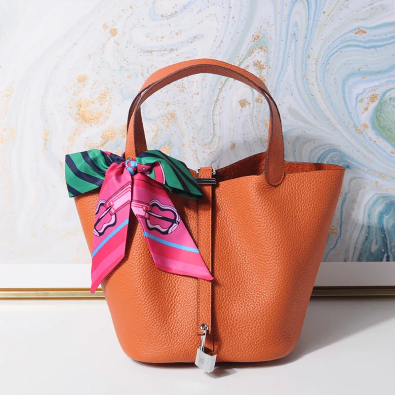 

2019 Designer Women Genuine Leather Handbag Luxury Brand Small Bucket Bags Ladies Summer Famous Cow Leather Female Composite Bag