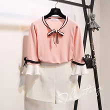 In the autumn of 2016 new Korean head sleeve sweater bow tie fold nine sleeves
