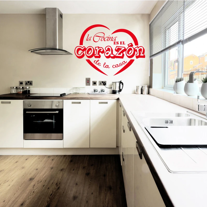 

Vinyl wall sticker Spanish La Cocina Es Corazon heart wall applique art sticker home decoration kitchen decoration DW0998