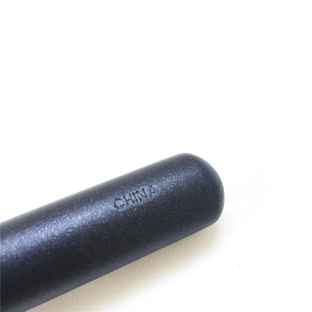 MAC 163 Flat Top Contour Brush _ 6