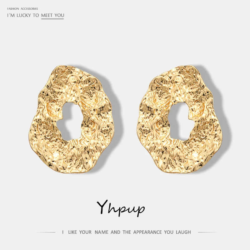 Yhpup новые модные корейские минималистичные скрученные Необычные Изогнутые Круглые серьги-гвоздики винтажные массивные золотые панк серьги для женщин