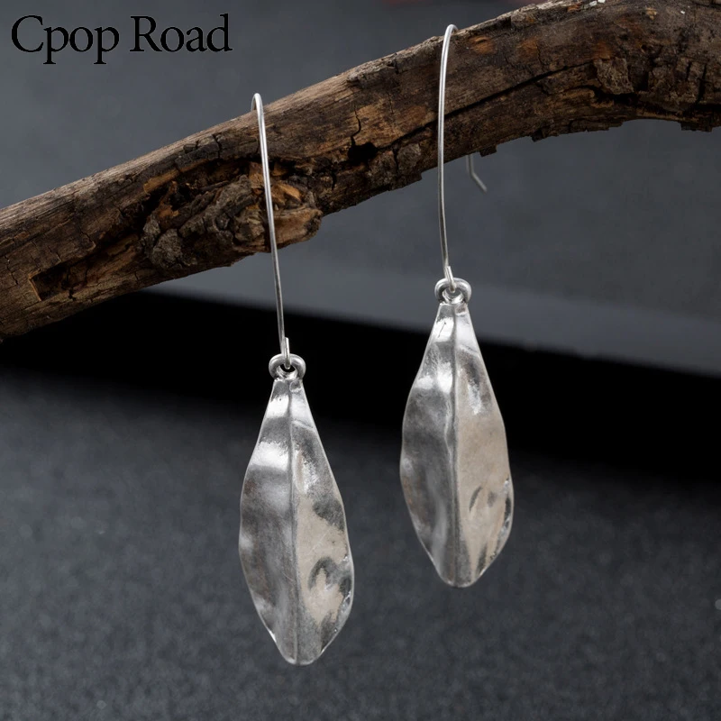 

Cpop Metal Simple Leaf Earrings for Women Silver Pendant Dangle Earrings Fashion Jewelry Elegant Accessories Gifts Hot Sale 2019