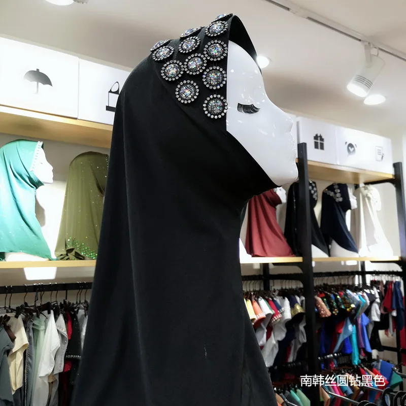 

Woman Scarf Solid Color Rhinestone Metal Match Shining Chiffon Silk Popular Shawls Scarf Headband Muslim Scarves Free Shipping