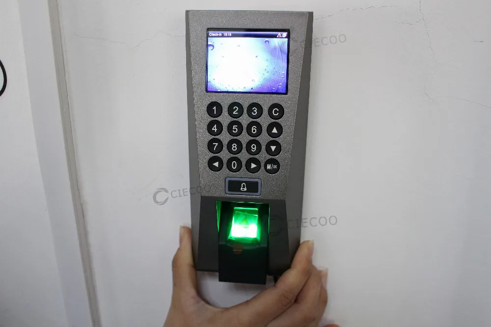 ZK F18 биометрическая лицевая распознавание здания Управление доступа по отпечаткам пальцев Управление и времени посещаемости двери безопасности Системы