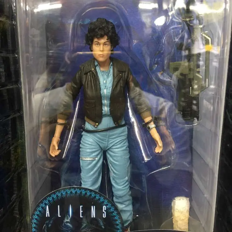 Фильм AVP Aliens vs Predater серия LT. Ellen Ripley бомбардировщик Xenomorph Воин битва поврежденная фигурка Модель Кукла игрушка - Цвет: C with box