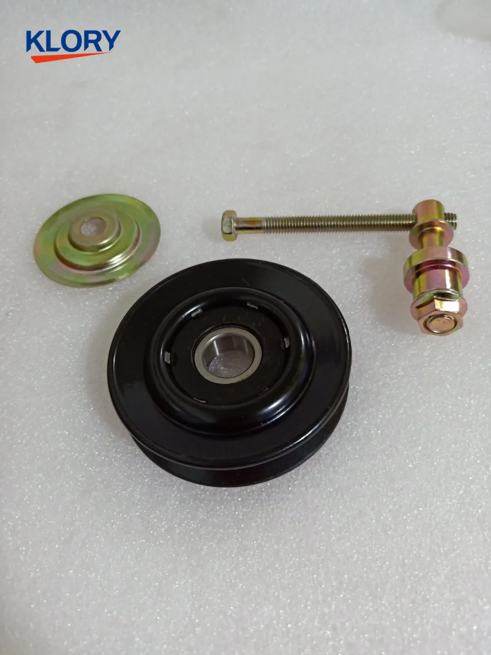 8103040 D01 Refrigeration Compressor Belt Tensioner Wheel Assembly for