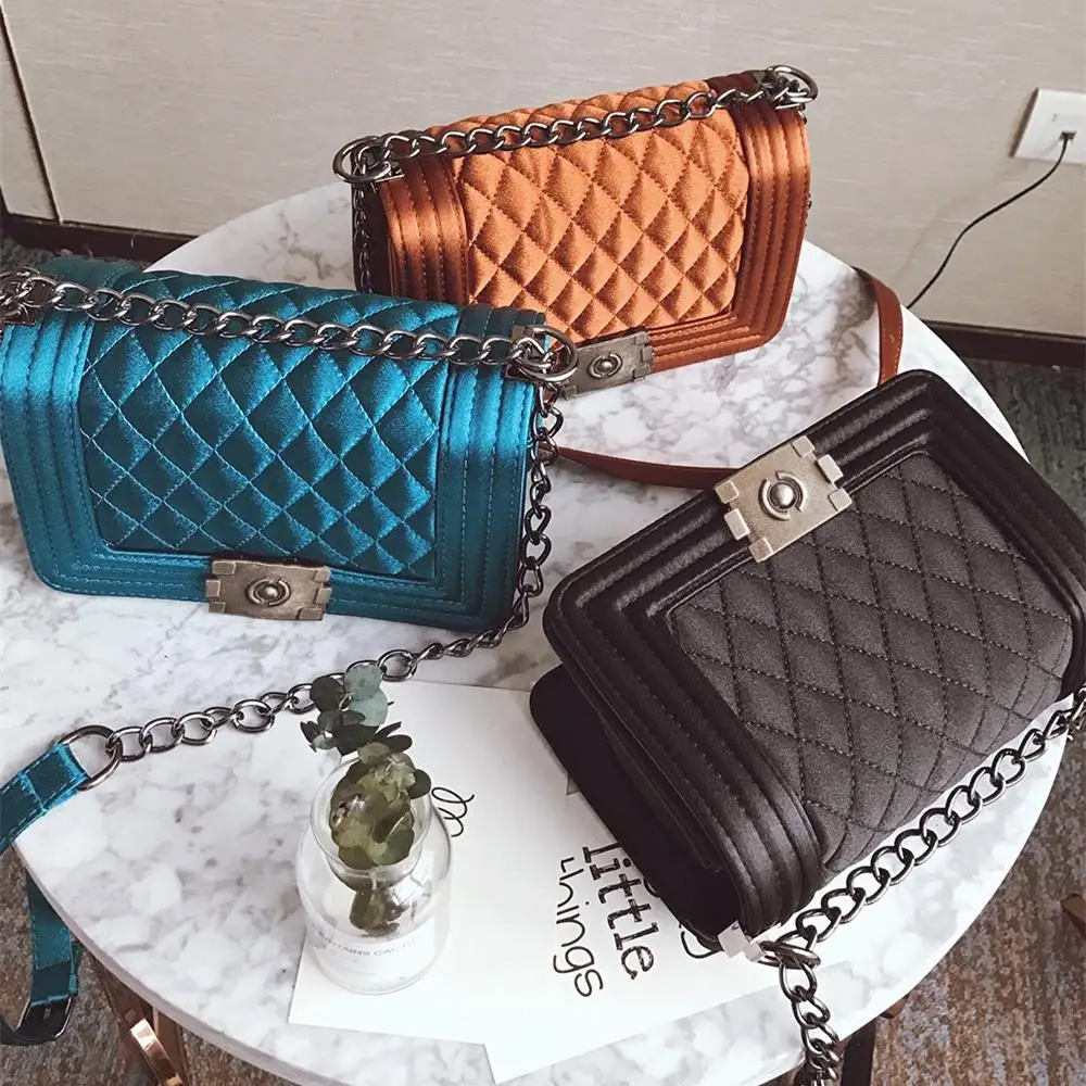 حقيبة يد فاخرة حقائب النساء مصمم حقائب كتف المخملية حقيبة ساعي سلسلة صغيرة أكياس Crossbody للنساء 2019 بولسا الأنثوية