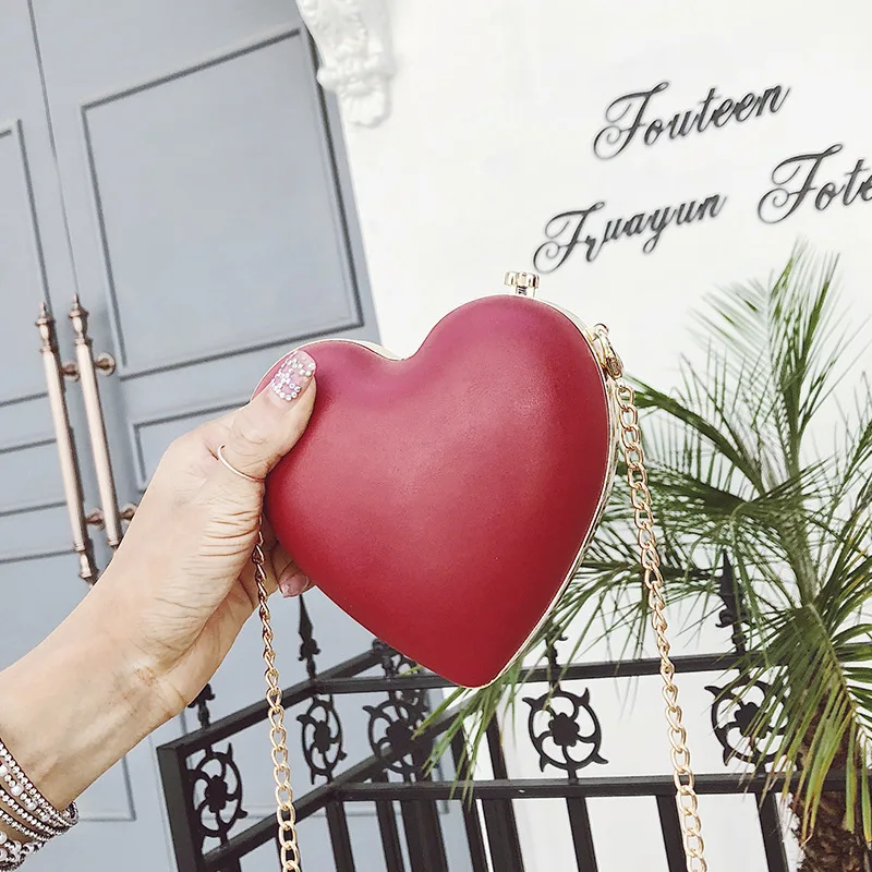 

Red peach heart Morden slanted with a women's bag clip dinner mini chain bag