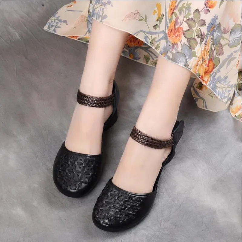 

2019 New Fashion Summer Female Handmade Sandals Genuine Leather women shoes Hollow Out Casual Thick With Women Sandals Back Stra