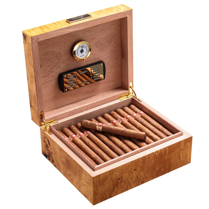 Humidor Cedar Wood Large Capacity Cigar Moisturizing Box With