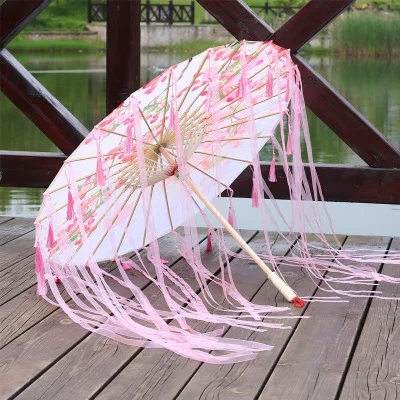 Бамбуковый промасленный бумажный зонтик, женский зонтик с кисточками, пряжа, лента, Hanfu, женский зонтик, Ретро стиль, для выступлений, японский, китайский стиль - Цвет: 112