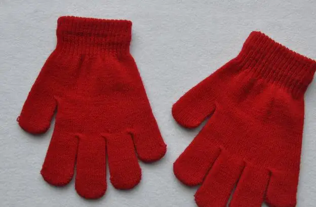 Детские перчатки для мальчиков и девочек Карамельный цвет теплые вязаные шерстяные полный палец письменной форме перчатки Детские зимние штаны аксессуары ST020 - Цвет: red