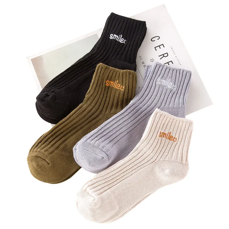 

4 Pair Embroidery Style Smile Patterned Letter Women Cotton Socks Thick Winter Solid Cotton Warm Short Female Art Letter Sock