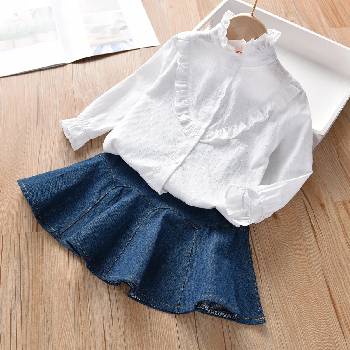 

Girl 2 Pieces Clothes Set Baby Girl Spring Autumn Long Sleeved White Blouse and Jean Skirt Clothing Set Children Outfits