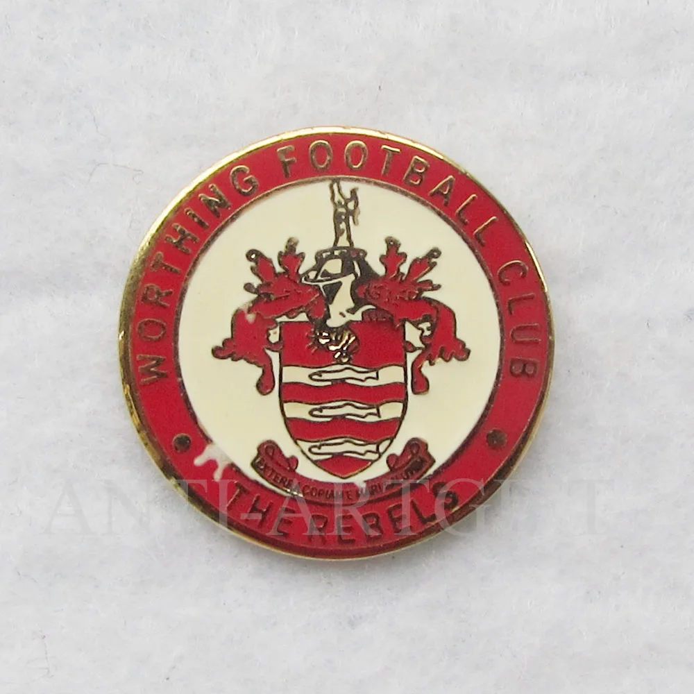 Custom hard enamel metal pins football club badges round shape gold