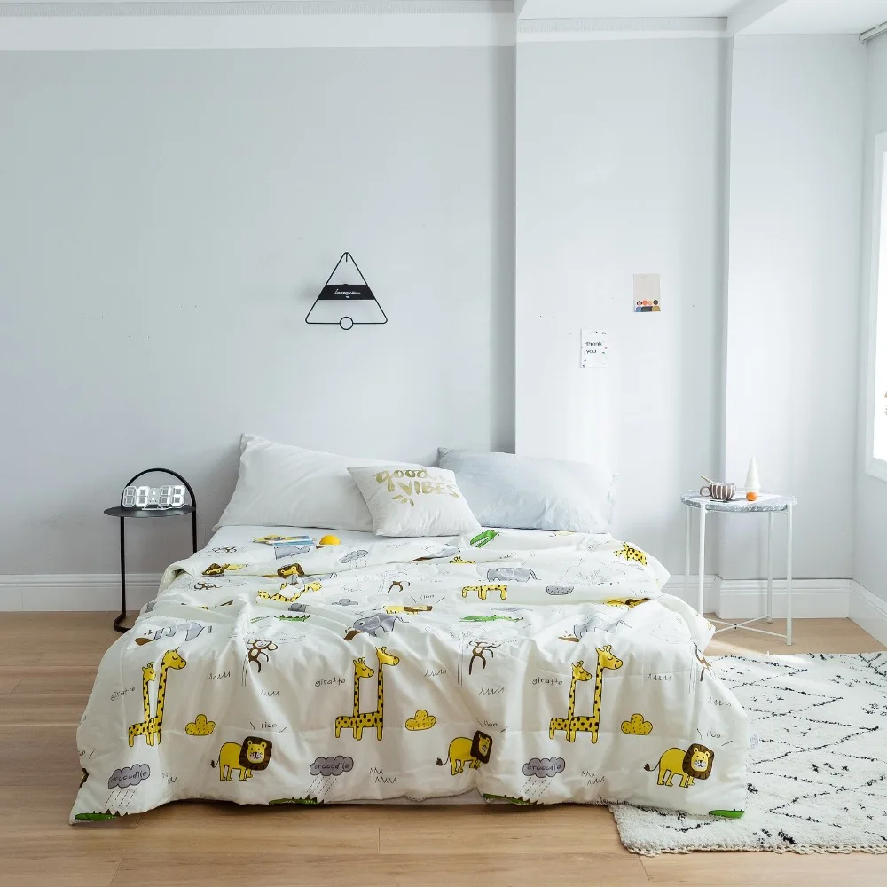 

Cattoon Air Condition Summer Quilt simple 1pc Comforter Twin Queen Blankets Kids cotton single double bed cover giraffe bedding