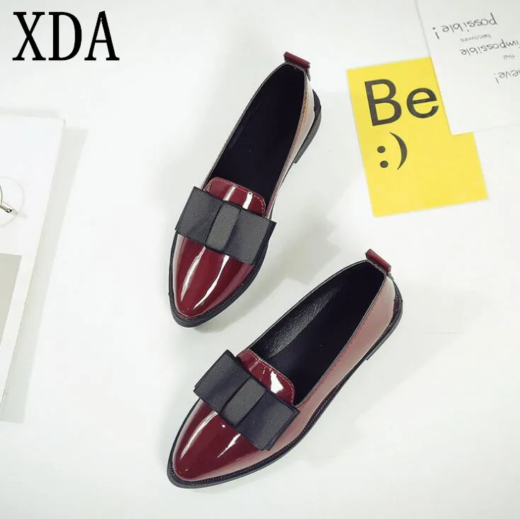 

XDA 2019 Autumn Flats Women Shoes Bow Loafers Patent Leather Elegant Low Heels Slip On Footwear Female Pointed Toe single shoes