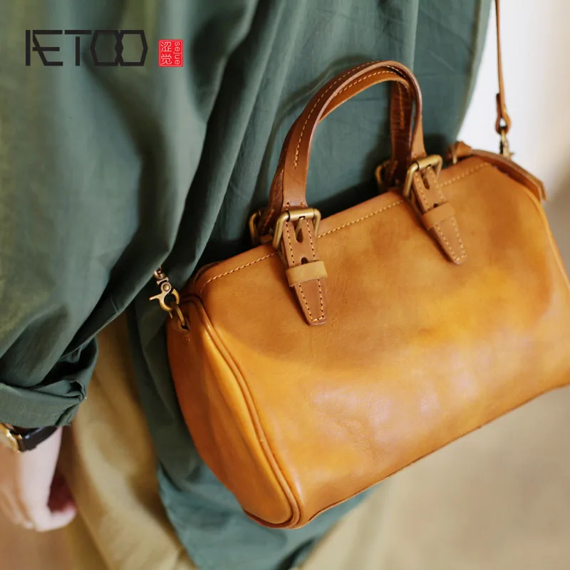

AETOO New retro art portable handbags leather wild Messenger bag cylinder bag mini bag