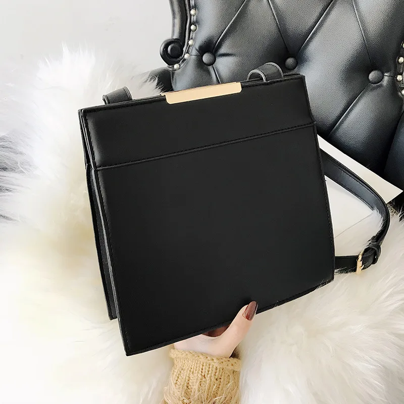 

Simple small bag female 2019 new wave Korean version of the shoulder Messenger bag female wild broadband small square bag