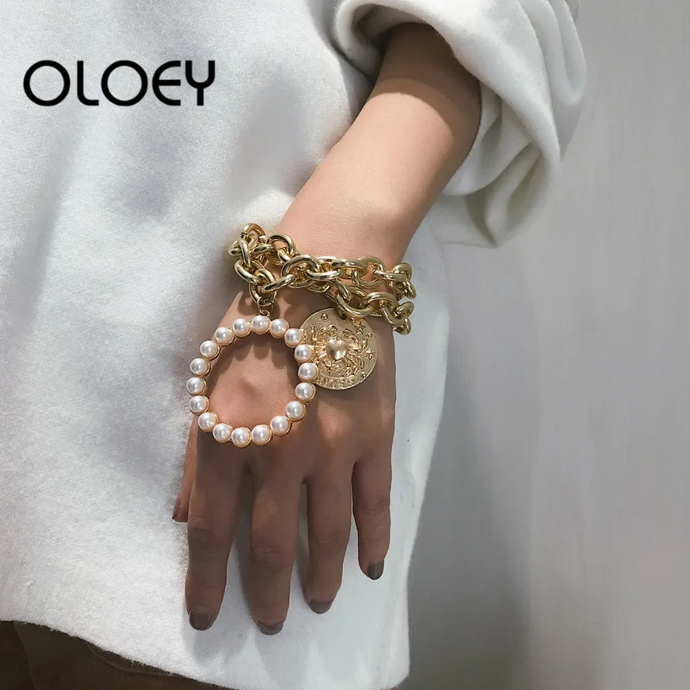 

OLOEY Punk Women Bracelets New Retro Exaggerated Geometry Hollow Hand Chain Fashion Multi-Layer Alloy Pearls Bracelet Female