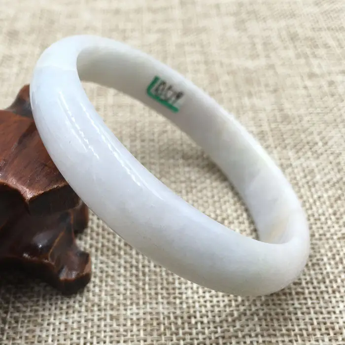 

A-519 Vintage Certified Grade A Natural Green Jadeite Jade Bracelet Bangle 59mm