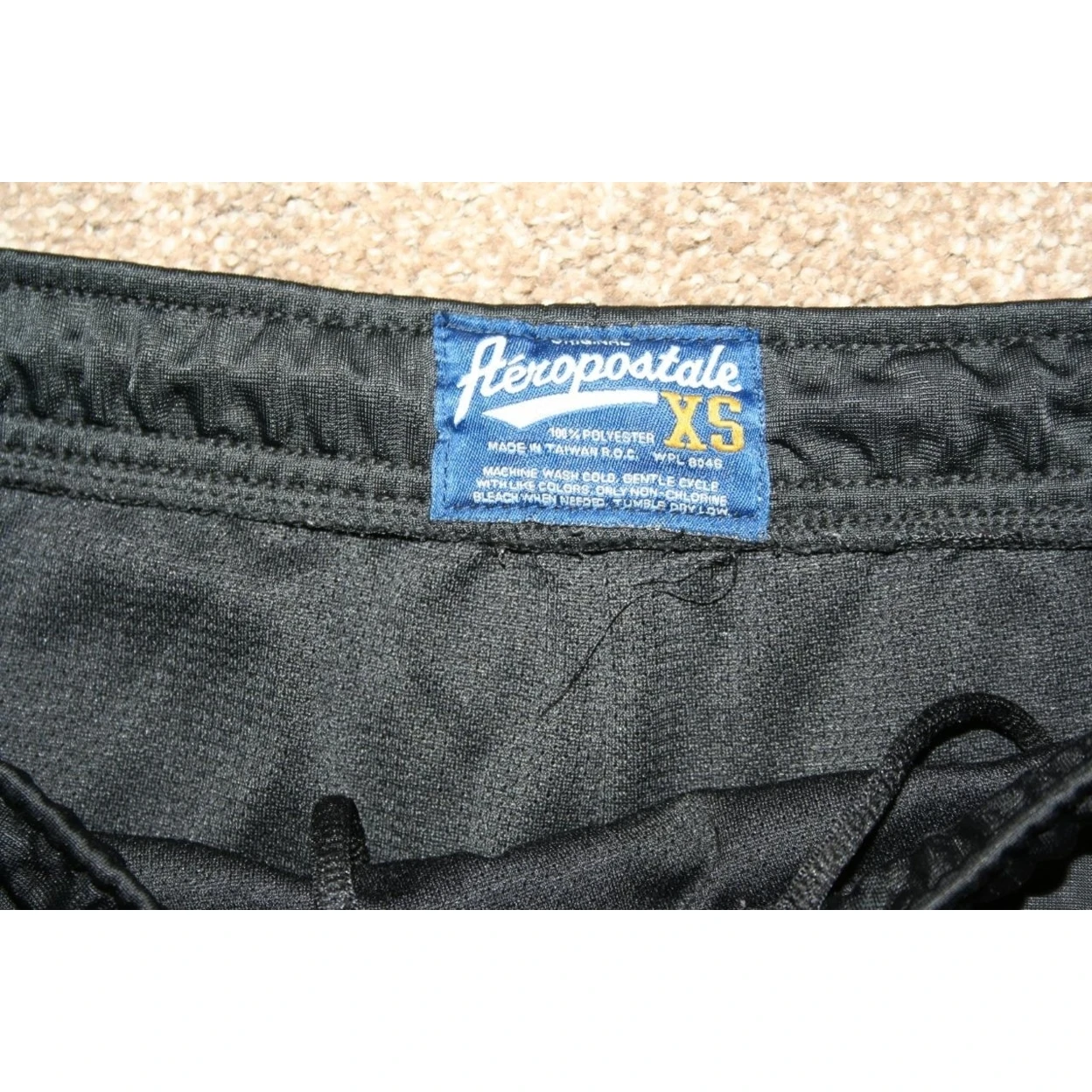 AEROPOSTALE XS Black Shorts Exercise Athletic Waist: 32 Lined Mens (2)