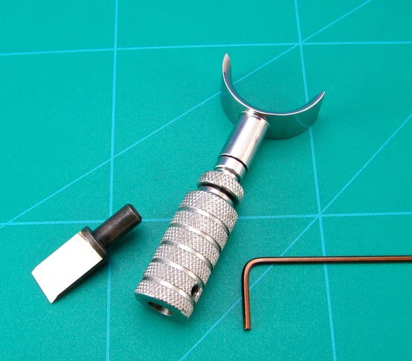 

leathers cutting tool With bearing stainless steel rotary Knife leather craft