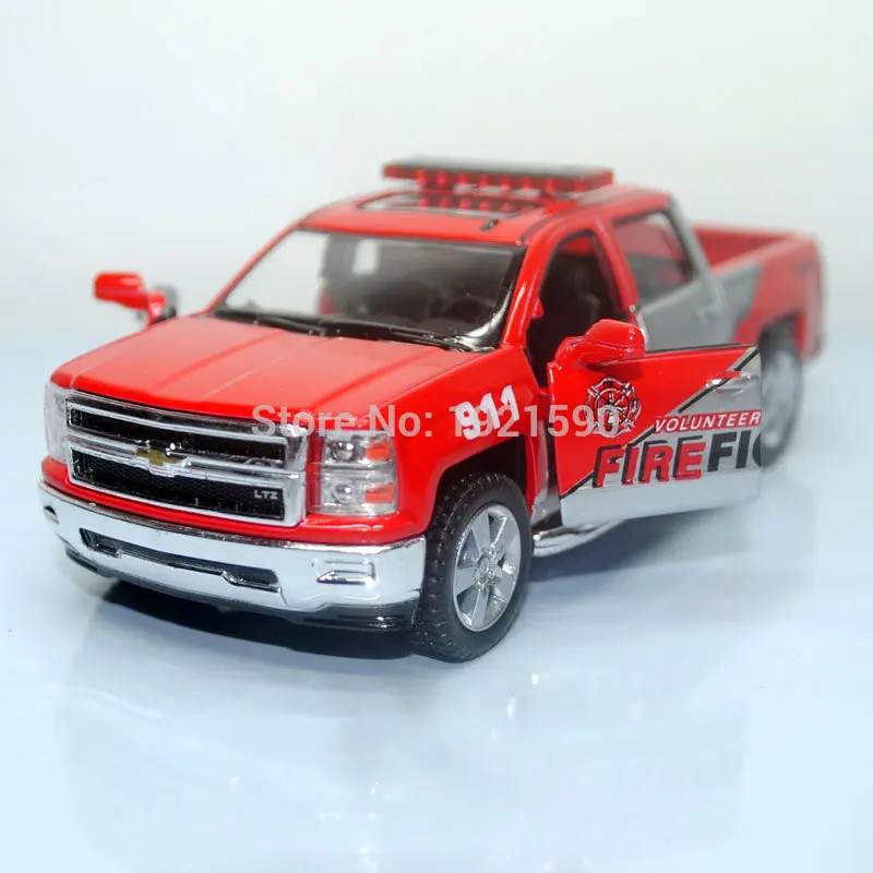 KT 1/46 масштаб автомобиля игрушки полиции Ver. 2014 Chevrolet Silverado литая под давлением металлическая модель автомобиля для подарка/детей/коллекции