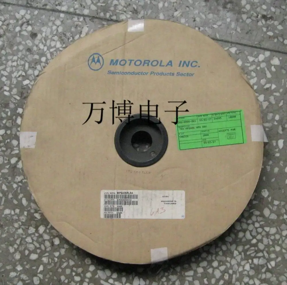 30Pcs original import MOT MPSA06 A06 transistor Audio electronics free shipping
