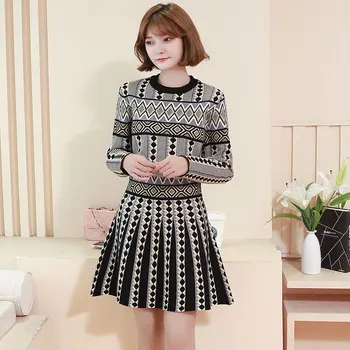 

Aihuyigui Women's suit 2019 high waist vintage long sleeve genometric knitted suit + sexy knitted skirts set 2 piece se339