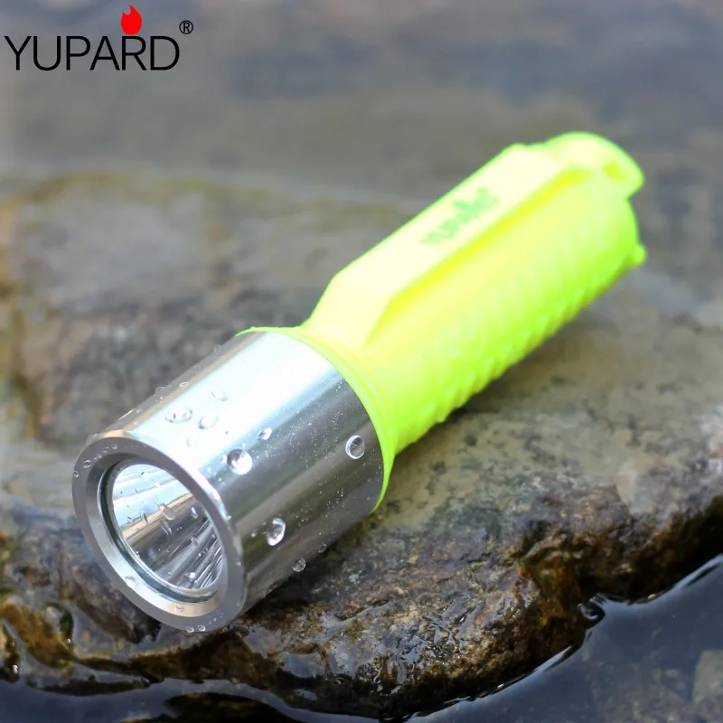 YUPARD 18650 battery Waterproof underwater Diving diver torch light lamp Q5 LED 600LM Flashlight+2*1800mAh18650 battery+charger YUPARD 18650 battery Waterproof underwater Diving diver torch light lamp Q5 LED 600LM Flashlight+2*1800mAh18650 battery+charger
