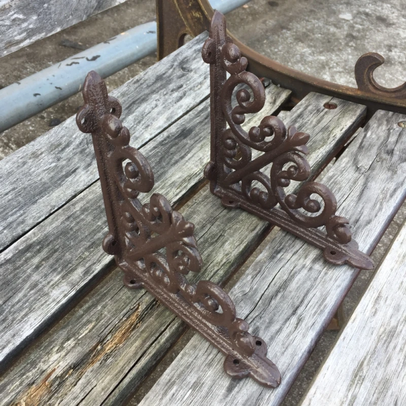 2Pcs Antique Style Cast Iron Brackets Garden Braces Rustic Wall Shelf